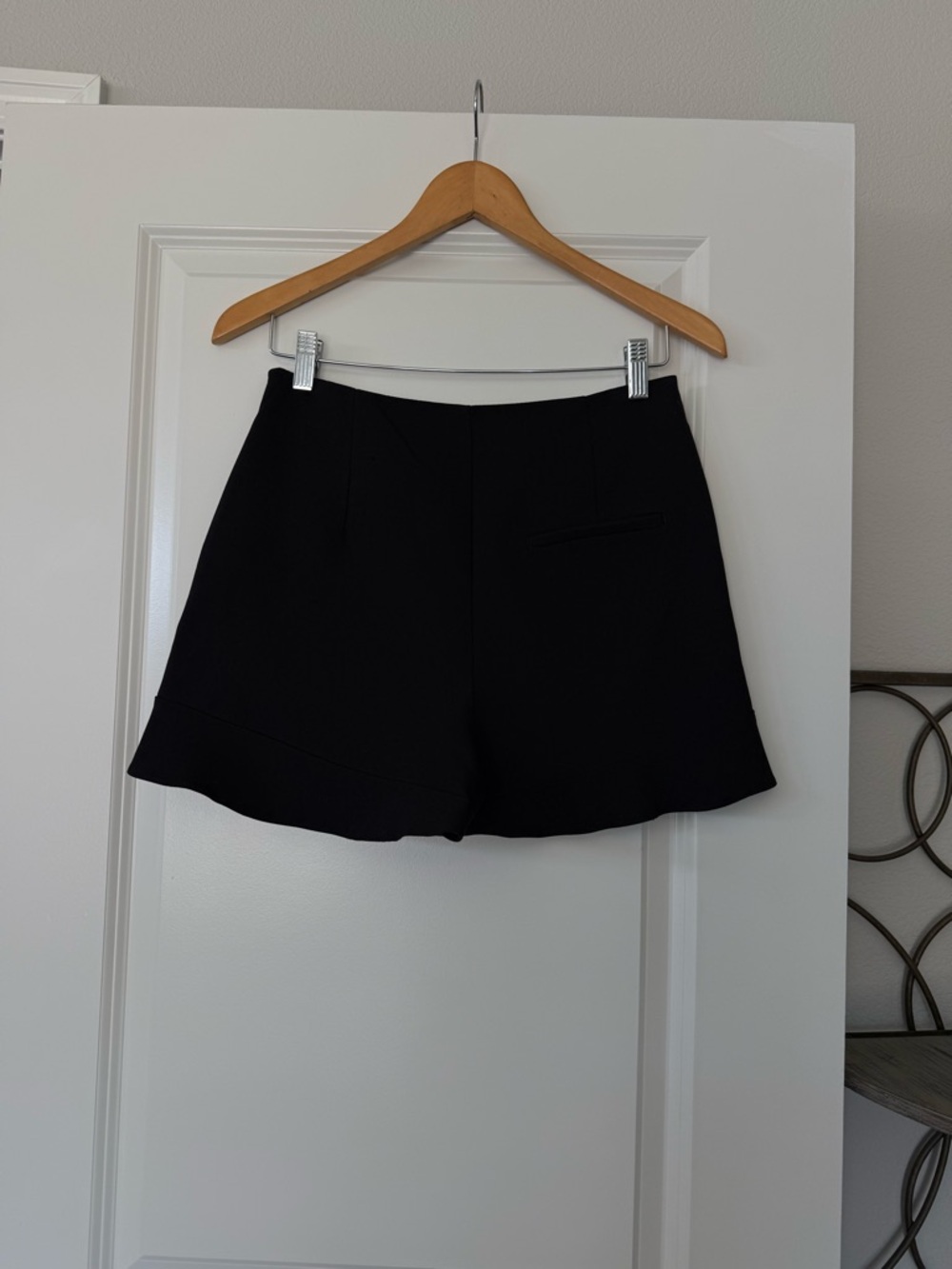 Black Ruffle Hem Shorts - Picture 6 of 6